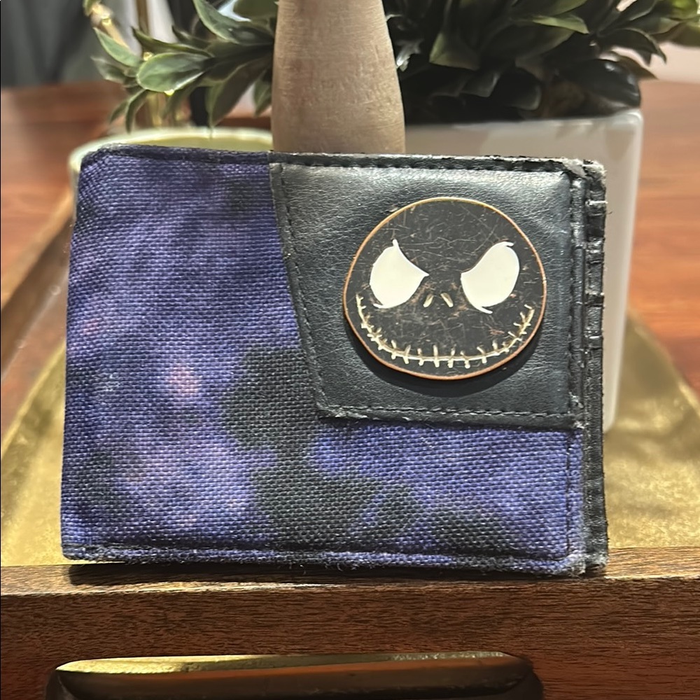 Disney Nightmare Before Christmas Black and purple Men's Wallet. Jack Skeleton